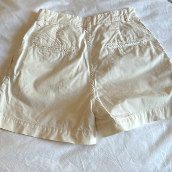 Reformation pleated cotton shorts - Picture 4 of 4